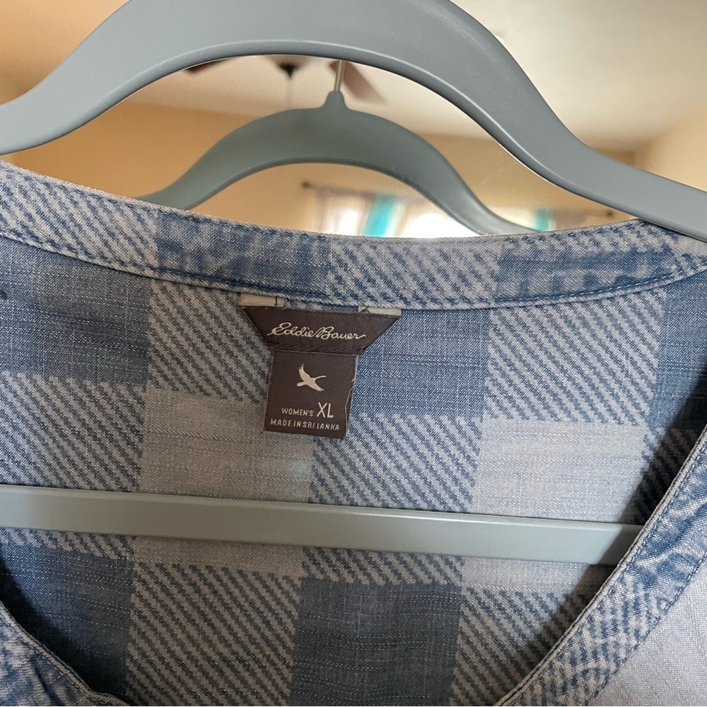 Eddie Bauer Women’s (XL) Blue/Lt. Blue Plaid Shirt - Picture 3 of 4
